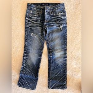 Mount Rainier brand jeans. Size 28. Blue denim.